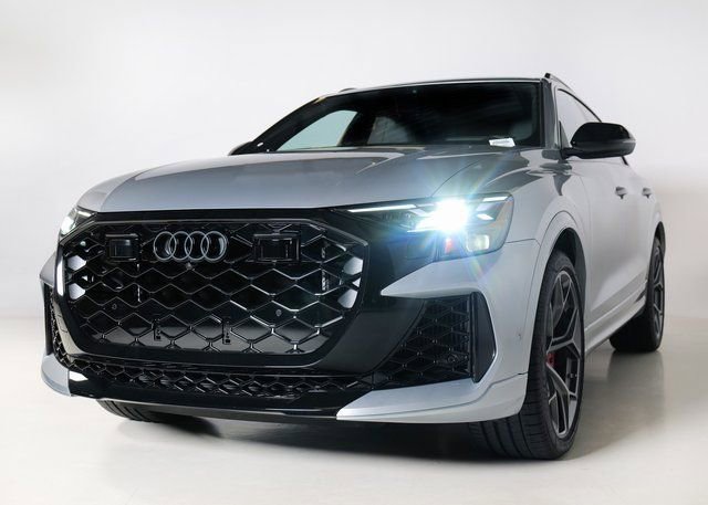 New 2025 Audi RS Q8 performance image 30