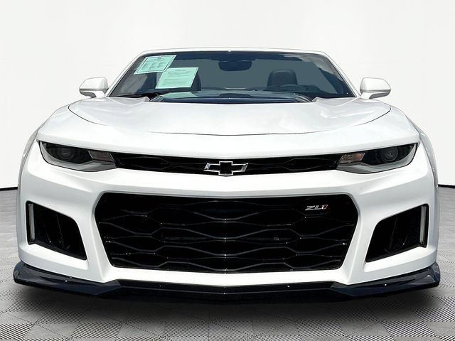 Used 2021 Chevrolet Camaro ZL1 RWD image 2