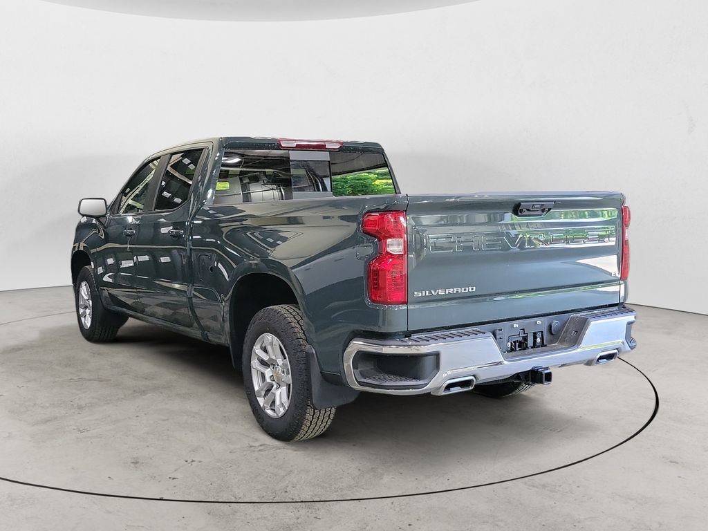 Used 2025 Chevrolet Silverado 1500 LT AWD/4WD image 3