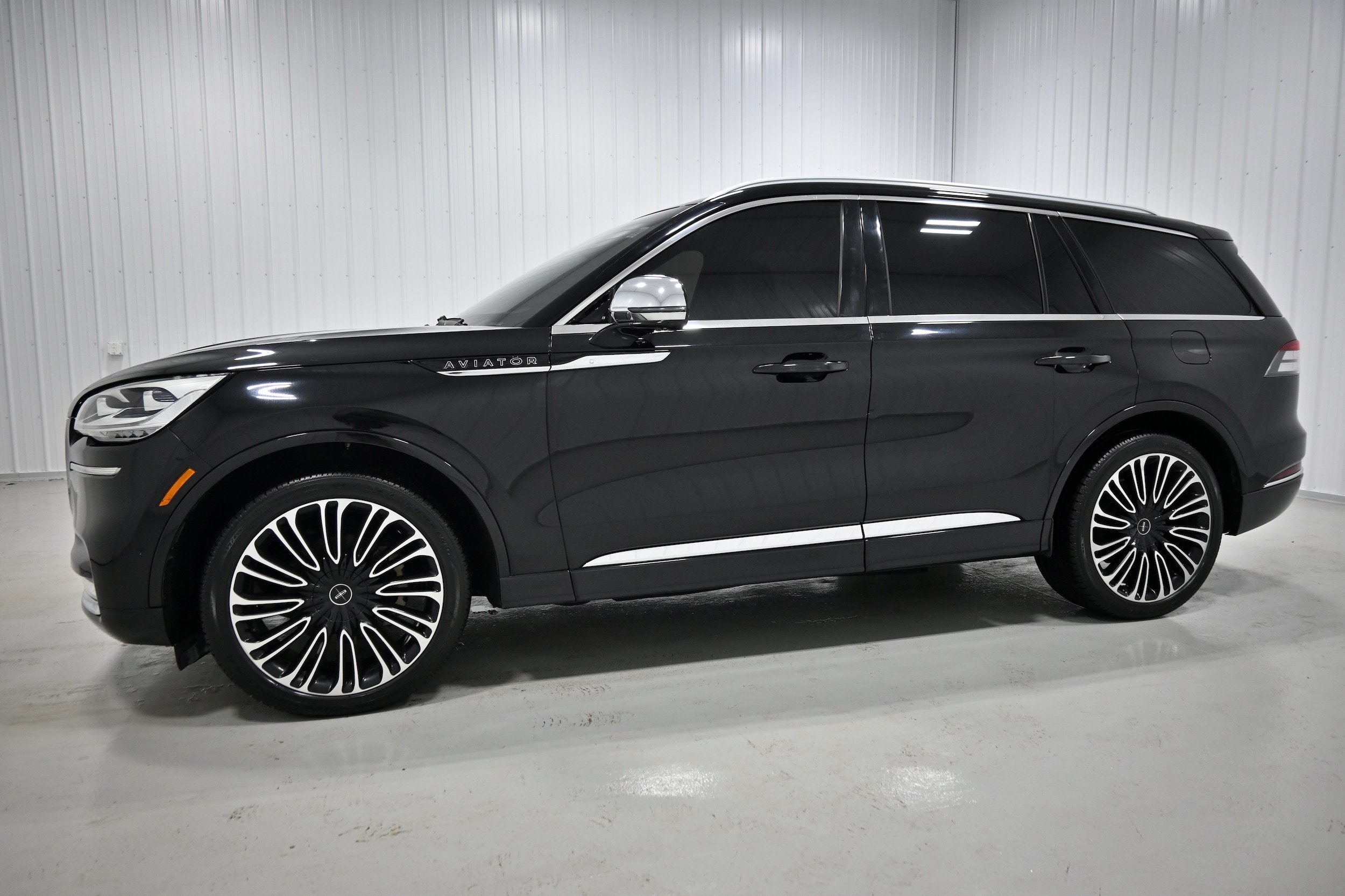 Used 2021 Lincoln Aviator Black Label AWD/4WD image 24