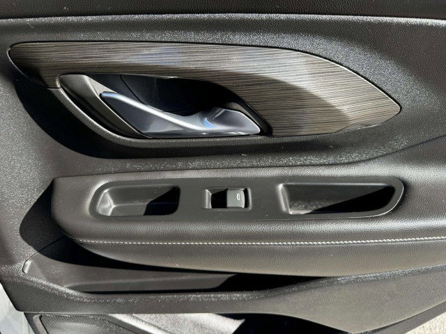 Used 2023 GMC Terrain SLE w/ Driver Convenience Package image 45