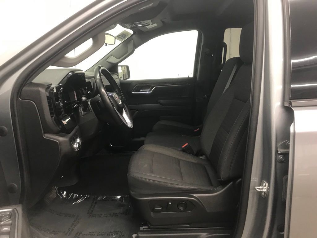 Used 2023 GMC Sierra 1500 Elevation image 12