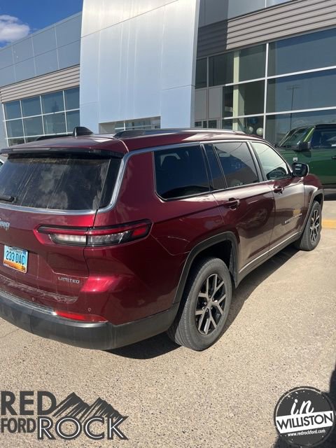 Used 2023 Jeep Grand Cherokee L Limited AWD/4WD image 6