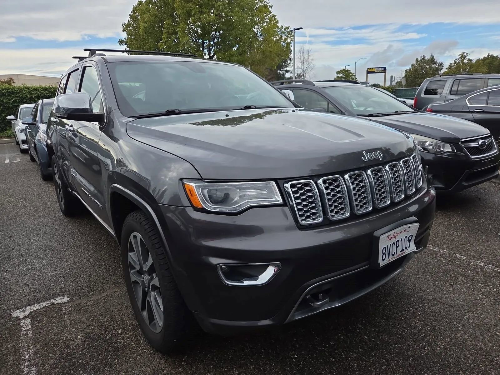 Used 2017 Jeep Grand Cherokee Overland AWD/4WD image 1