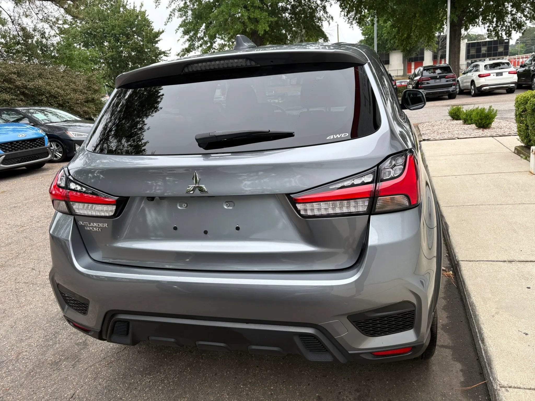 Used 2025 Mitsubishi Outlander Sport ES AWD/4WD image 6