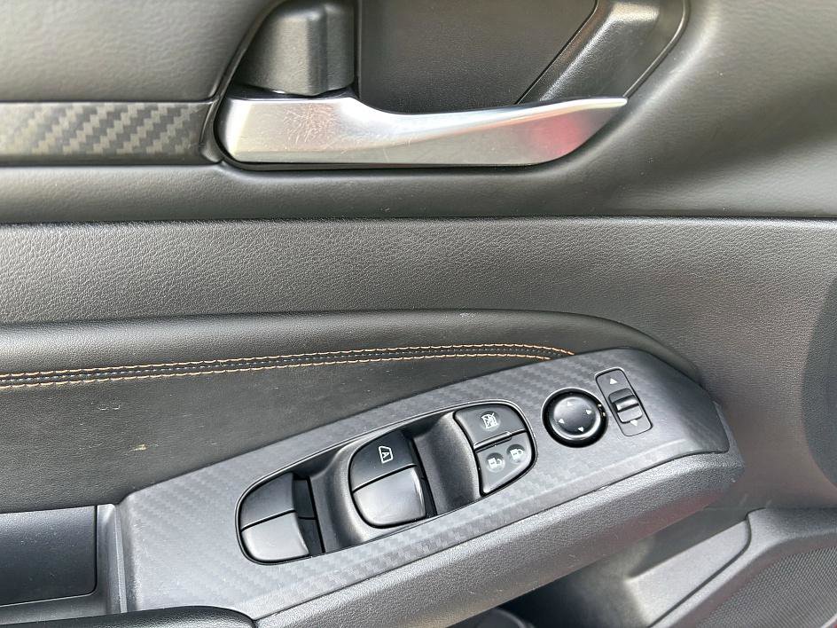 Certified 2022 Nissan Altima 2.5 SR image 16