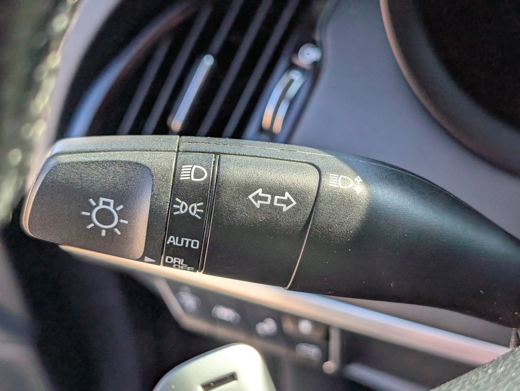 Used 2019 Kia Stinger GT2 AWD/4WD image 25