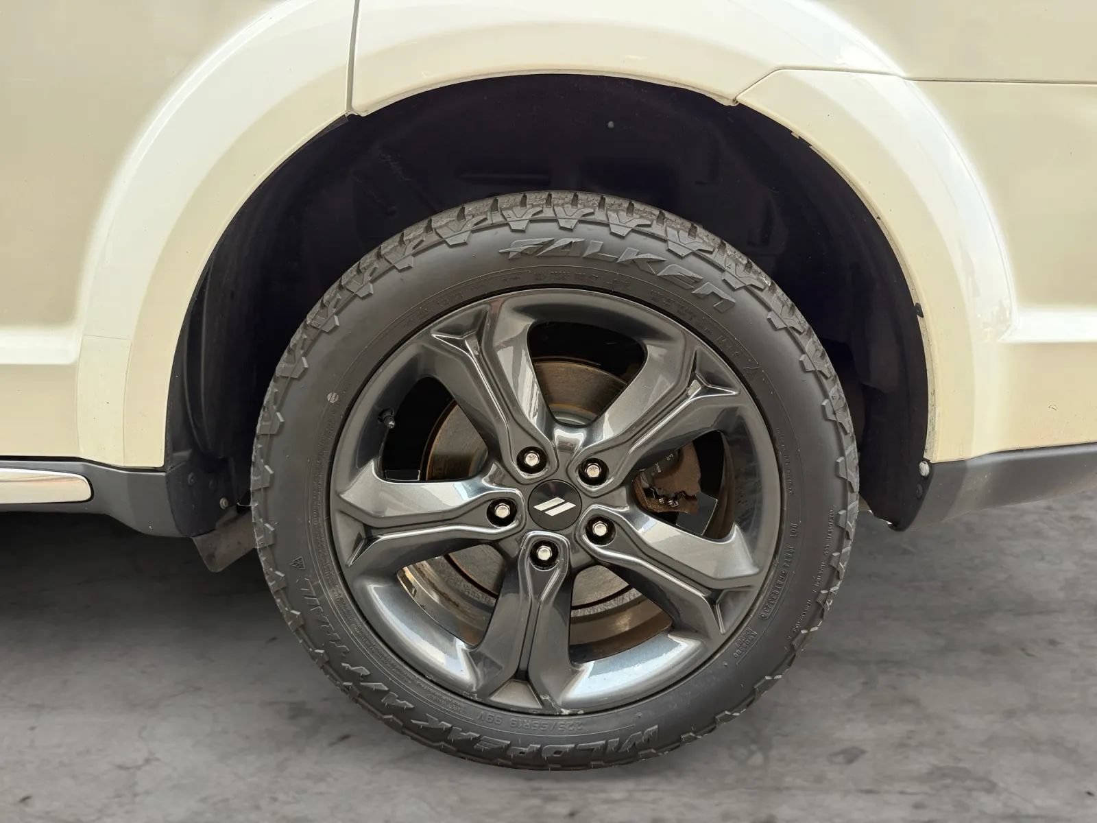 Used 2018 Dodge Journey Crossroad AWD/4WD image 43