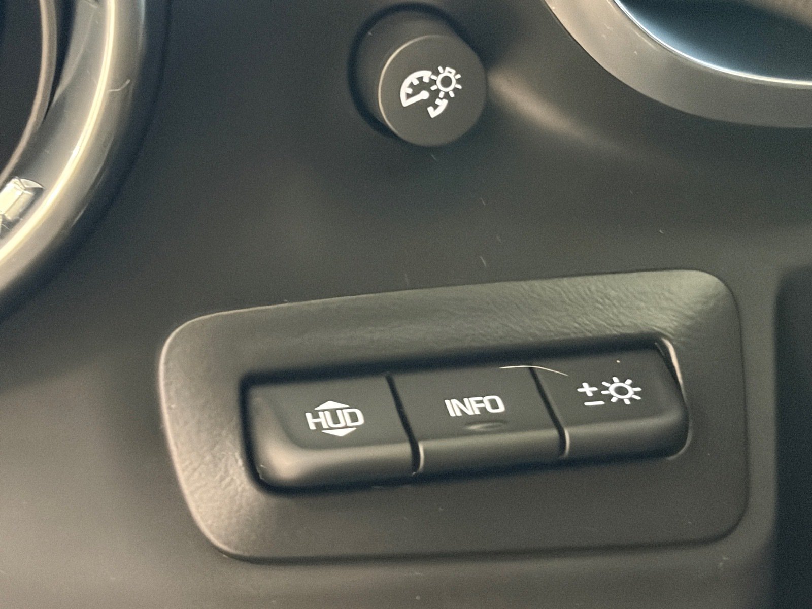 Used 2018 Chevrolet Camaro SS RWD image 19