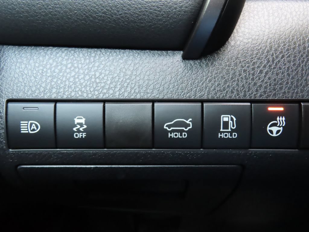 Used 2021 Toyota Camry XSE FWD image 14
