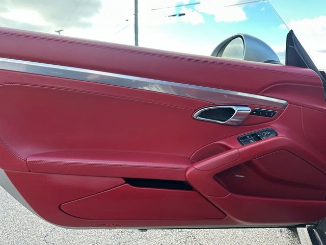 Used 2013 Porsche Boxster S image 16