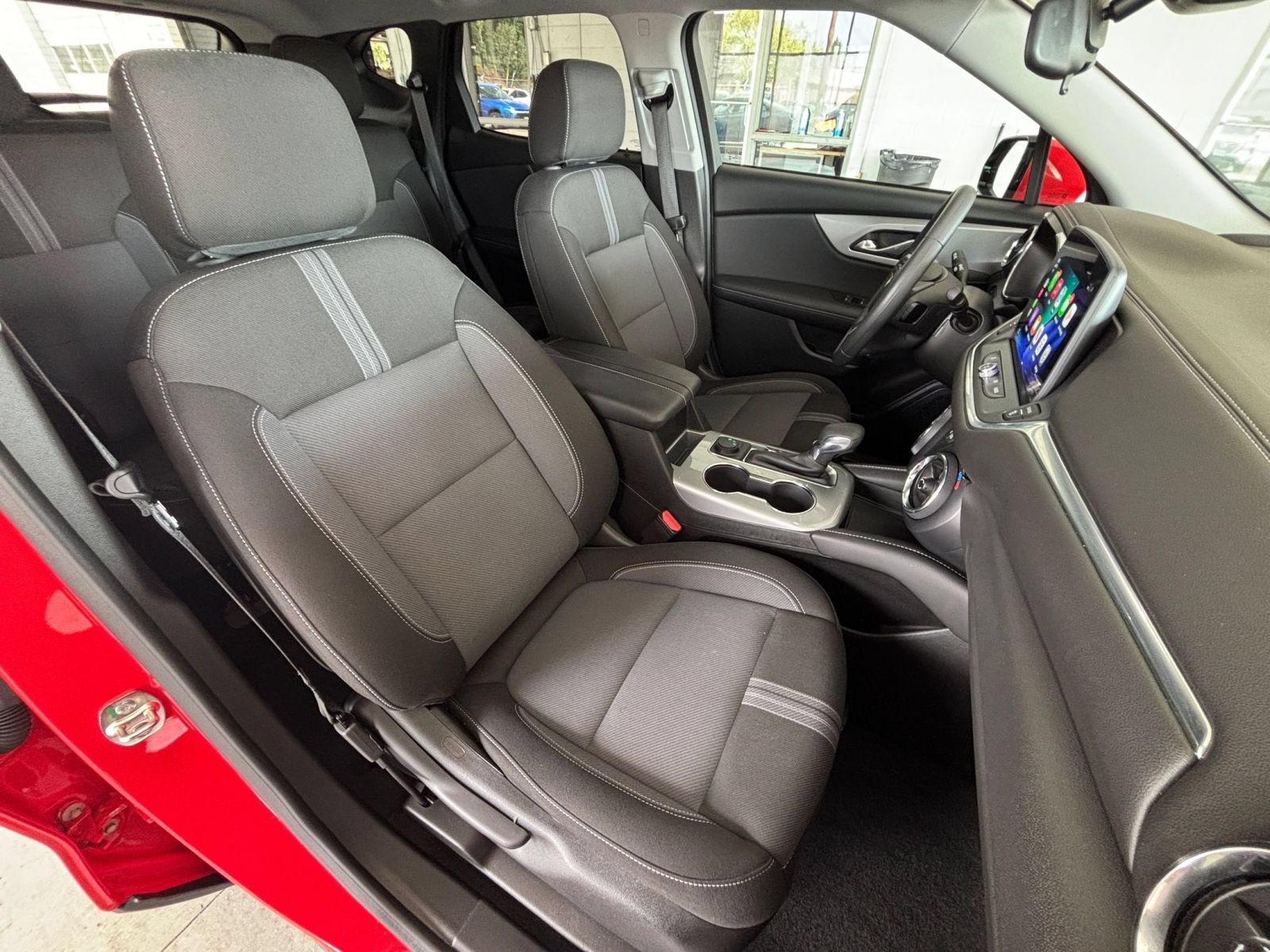 Used 2025 Chevrolet Blazer LT FWD image 36