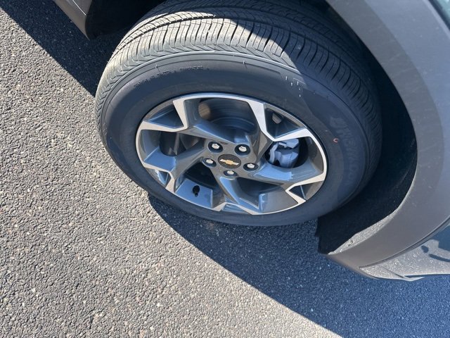 New 2026 Chevrolet Trax LT w/ Sunroof Package image 10
