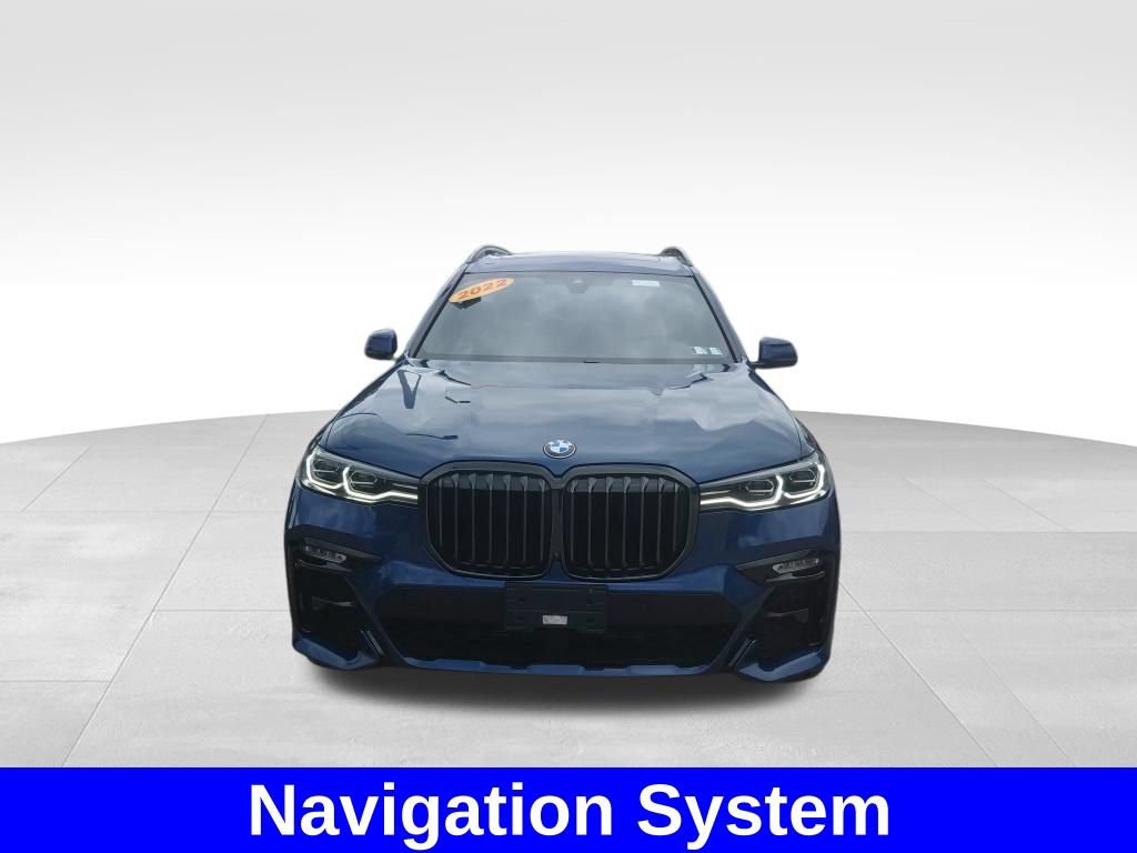 Used 2022 BMW X7 xDrive40i w/ M Sport Package AWD/4WD image 3