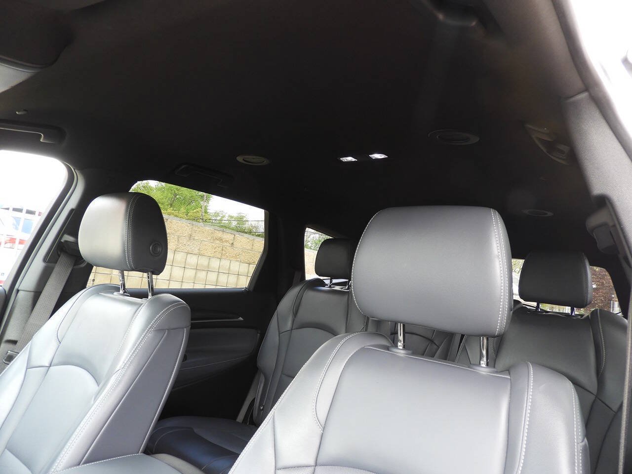 Used 2022 Buick Enclave Essence w/ Trailering Package, 5000 lbs. FWD image 17