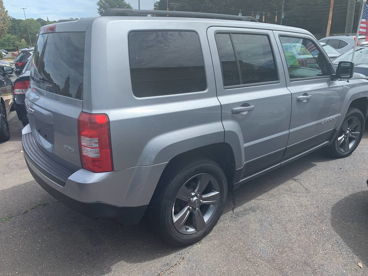 Used 2015 Jeep Patriot High Altitude AWD/4WD image 4