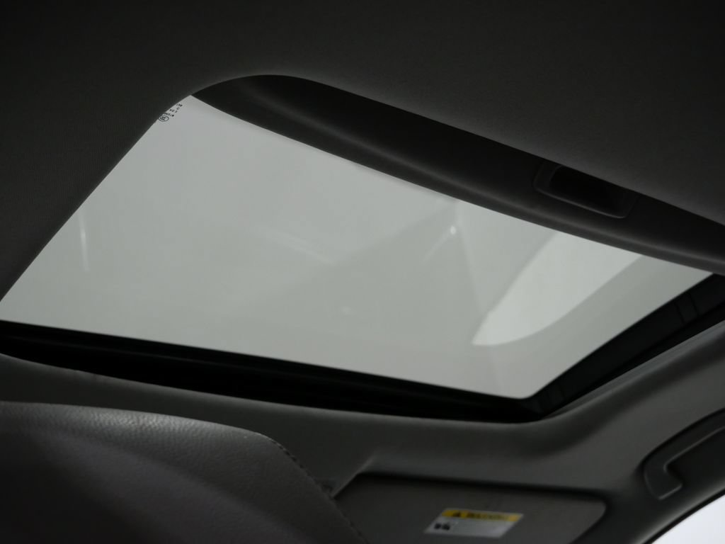 Used 2020 Acura MDX SH-AWD image 4