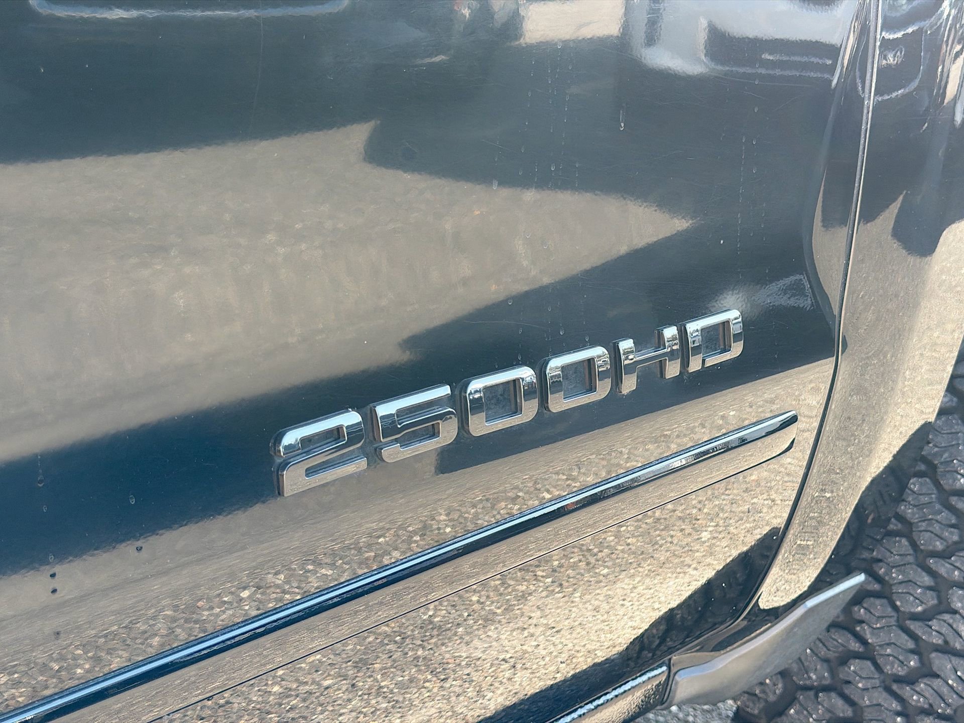 Used 2019 Chevrolet Silverado 2500 LTZ w/ Duramax Plus Package image 42