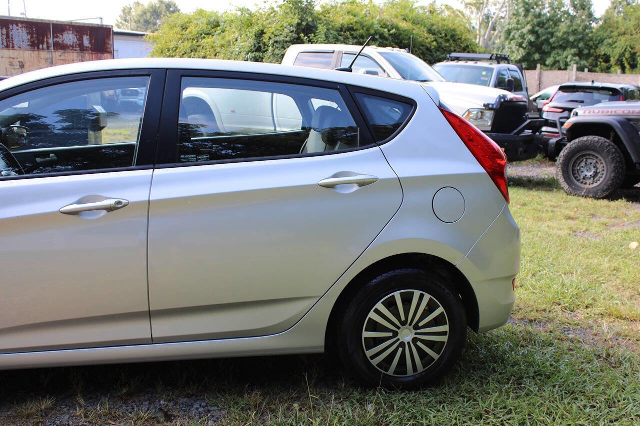 Used 2014 Hyundai Accent GS image 10