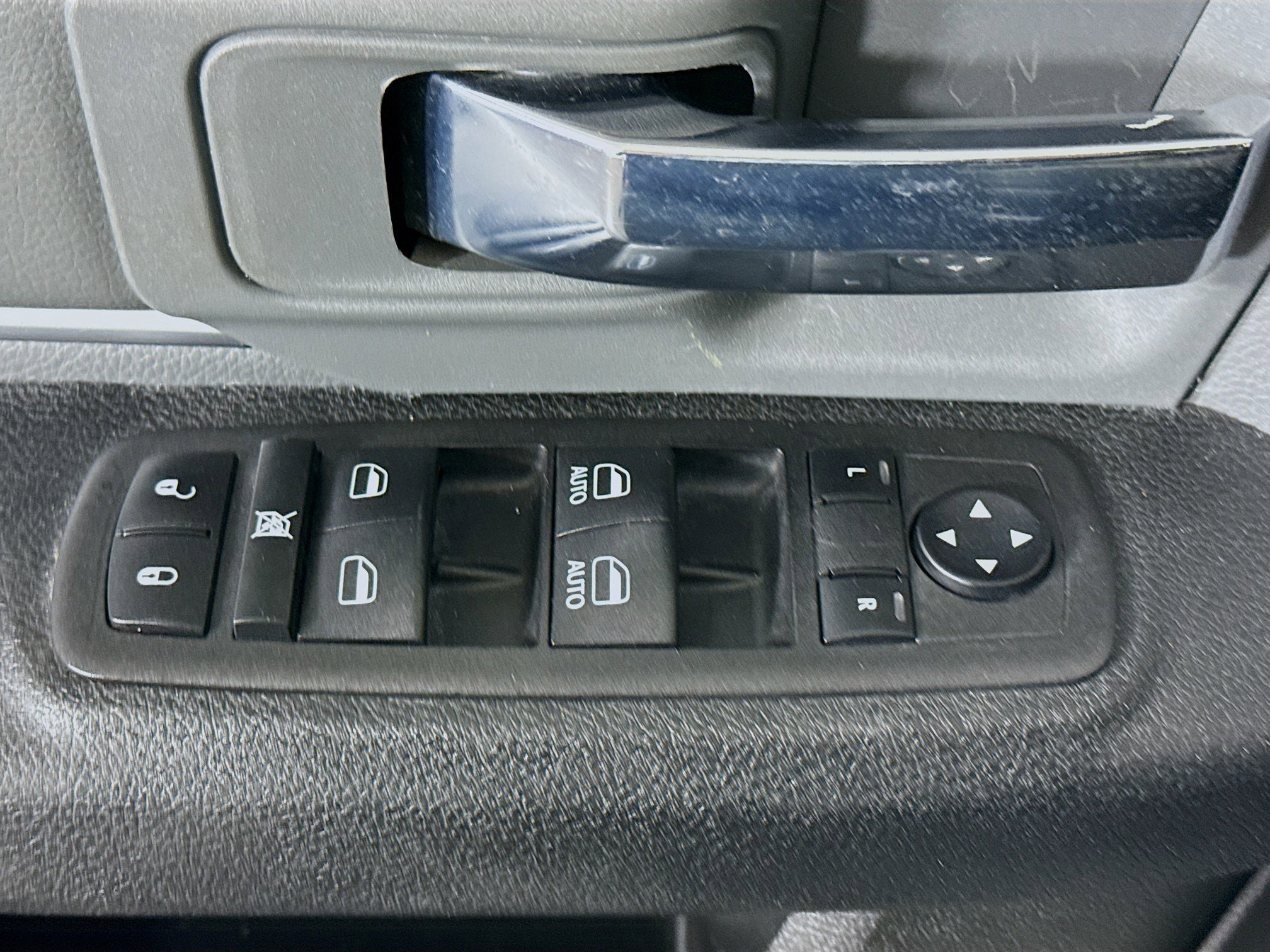 Used 2023 RAM 1500 Classic SLT w/ Trailer & Traction Group image 23