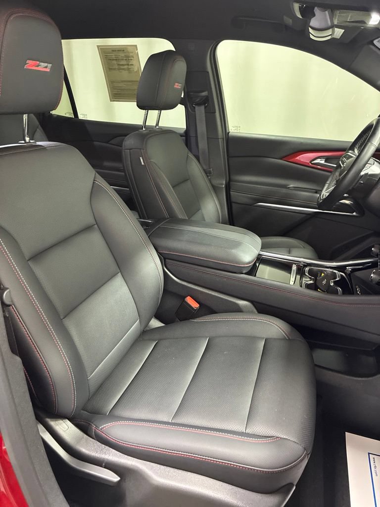 Used 2025 Chevrolet Traverse Z71 w/ Driver Confidence Package AWD/4WD image 28