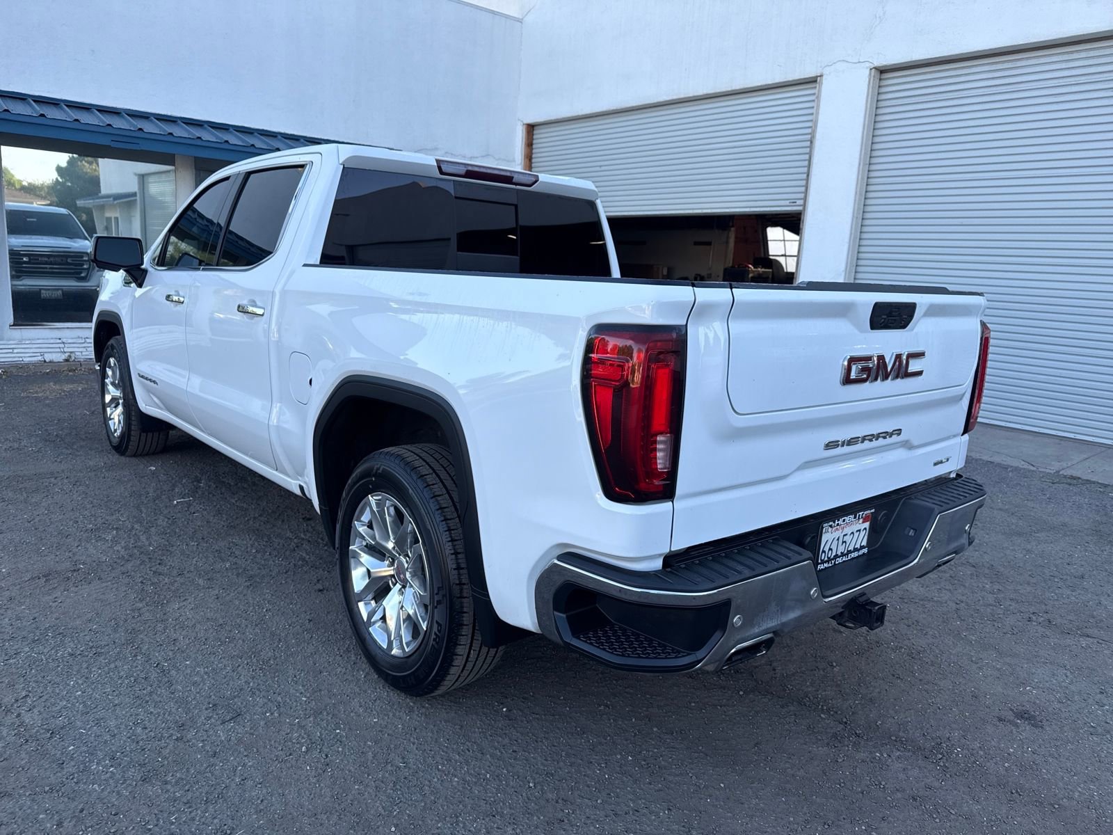 Used 2020 GMC Sierra 1500 SLT w/ SLT Premium Plus Package image 3