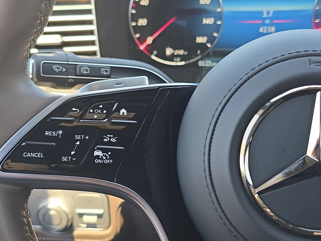 Used 2026 Mercedes-Benz Maybach GLS 600 4MATIC image 20