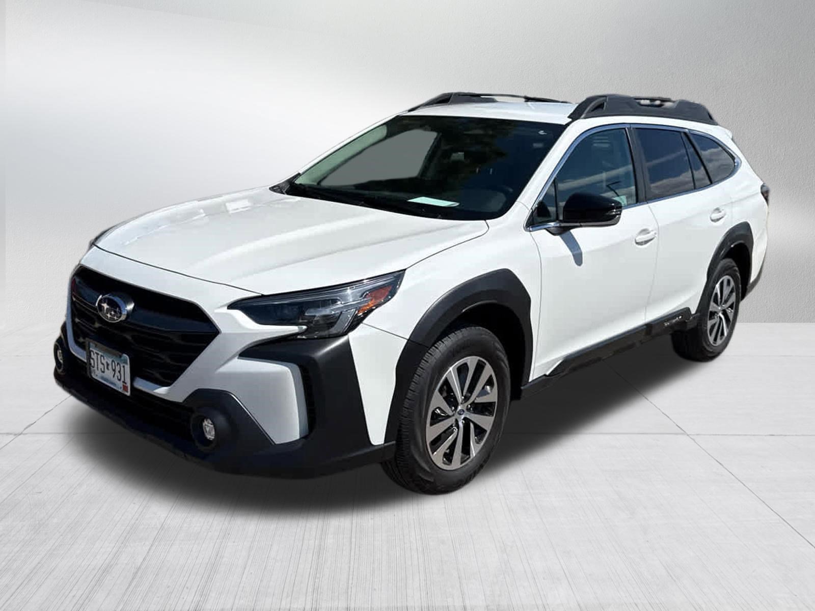 Used 2024 Subaru Outback Premium AWD/4WD image 5
