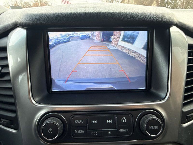 Used 2017 Chevrolet Tahoe LS w/ Enhanced Driver Alert Package image 27