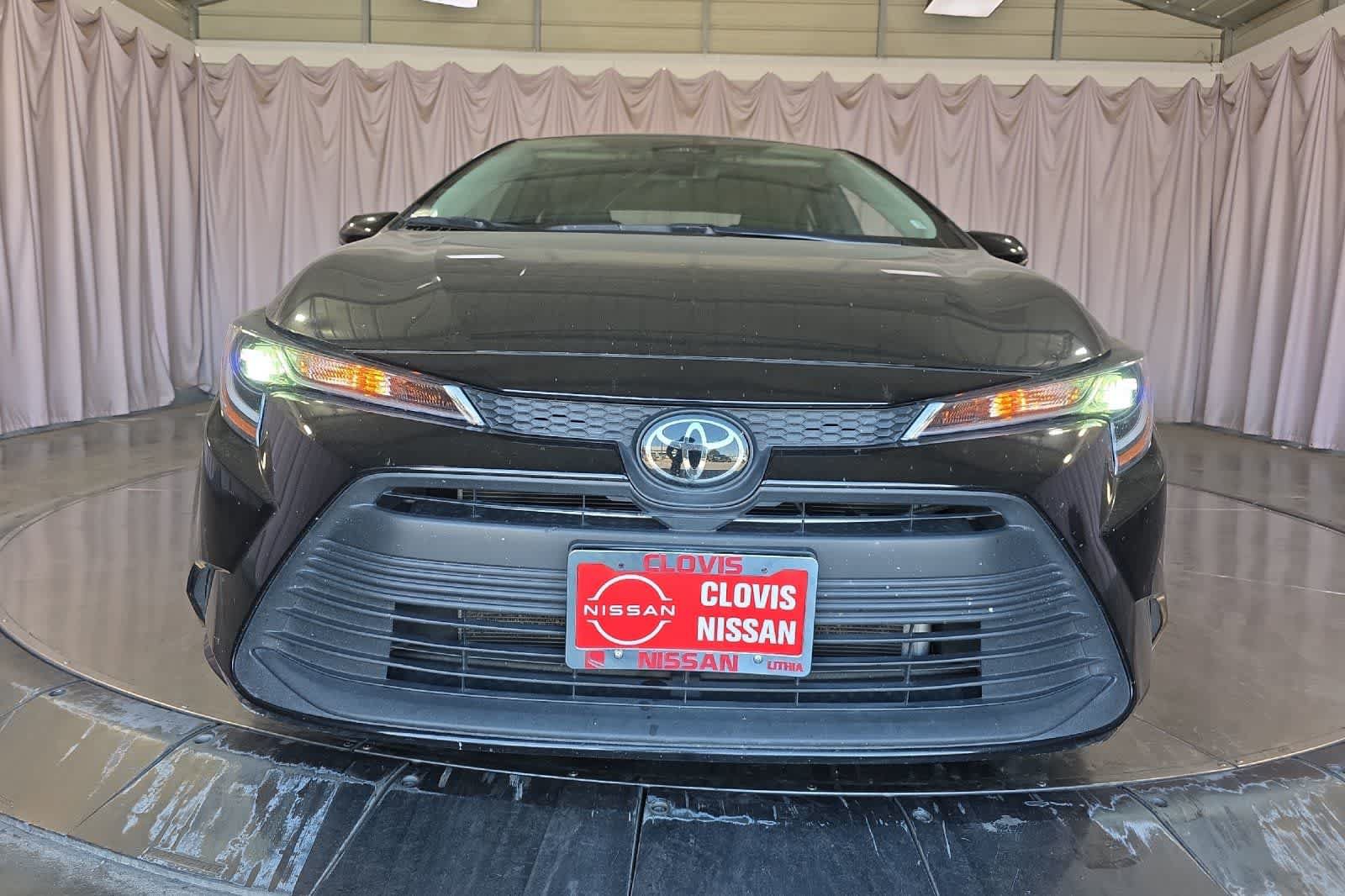 Used 2024 Toyota Corolla LE FWD image 11