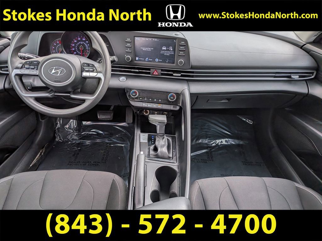 Used 2021 Hyundai Elantra SEL image 13