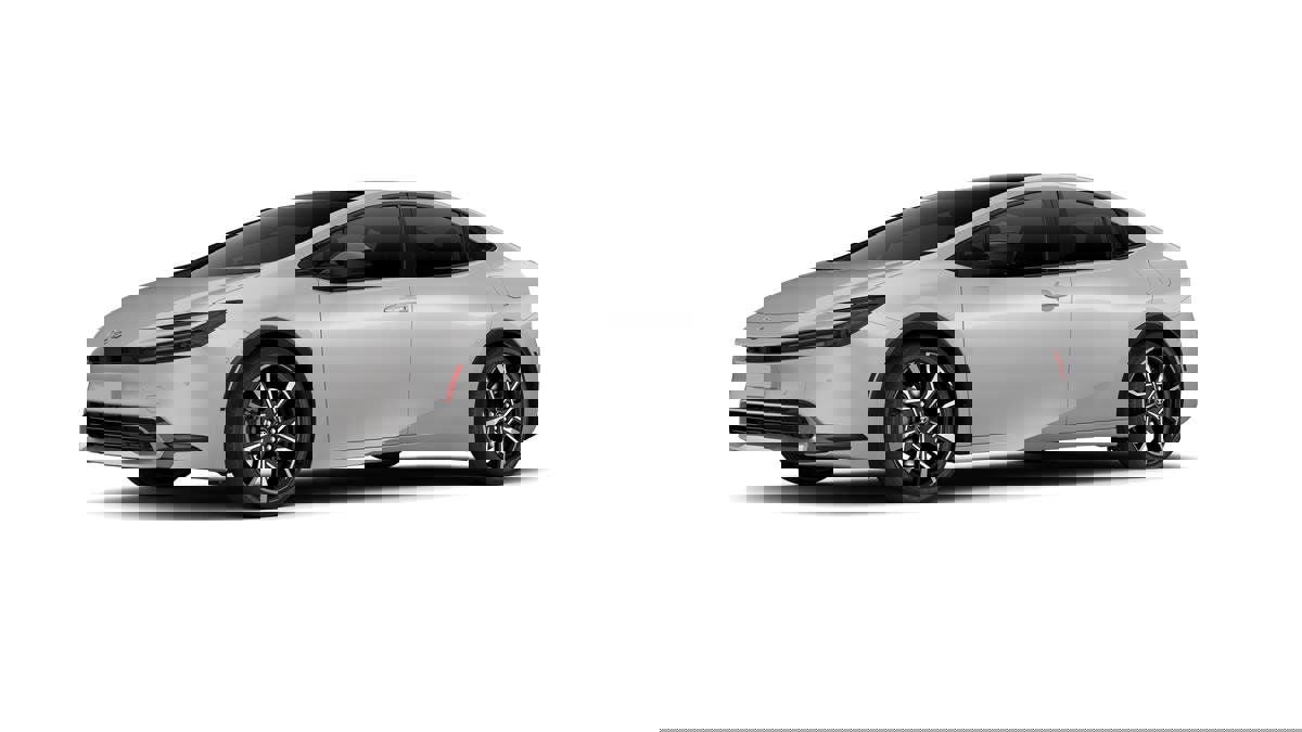 New 2026 Toyota Prius Plug-In Hybrid image 2