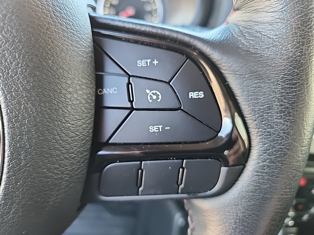 Used 2022 Jeep Renegade Trailhawk AWD/4WD image 13