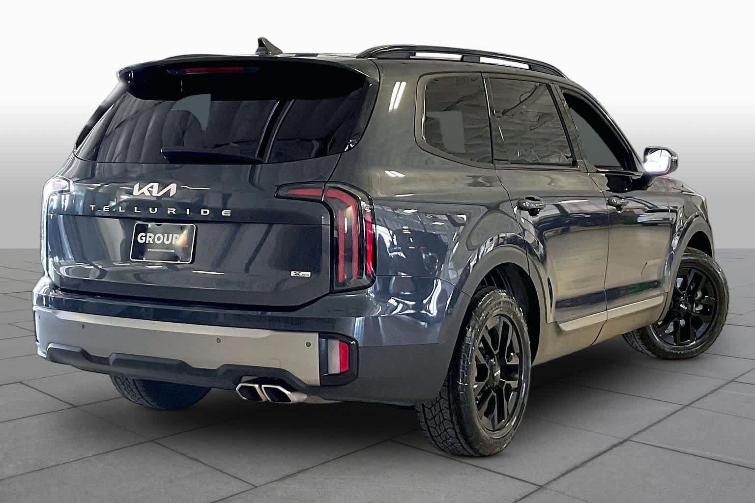 Used 2023 Kia Telluride SX Prestige X-Pro AWD/4WD image 12