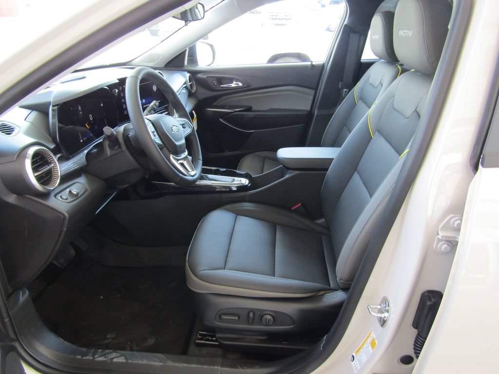 New 2026 Chevrolet Trax ACTIV w/ Driver Confidence Package FWD image 22