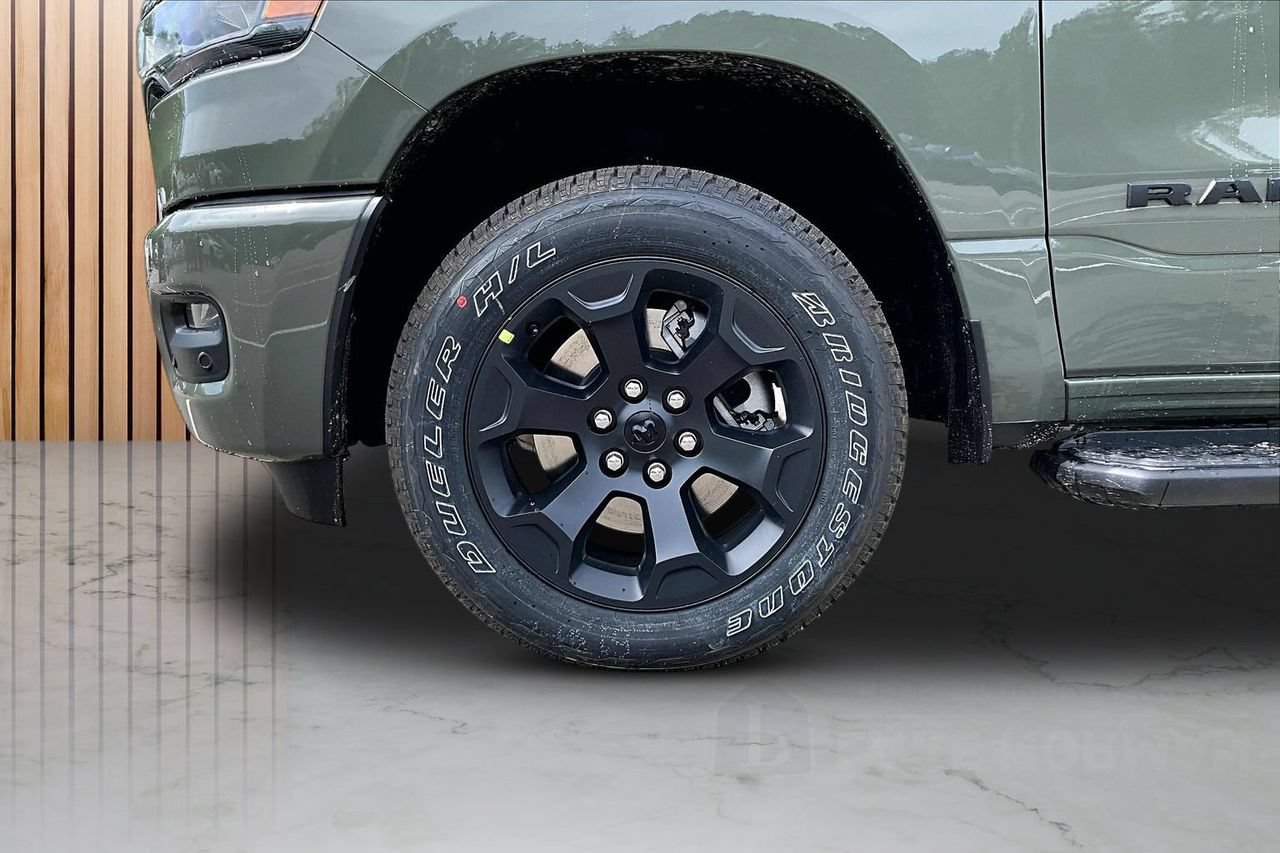 New 2026 RAM 1500 Express AWD/4WD image 31