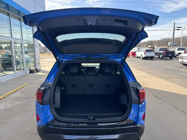 New 2026 GMC Terrain AT4 w/ LPO, Floor Liner Package AWD/4WD image 25