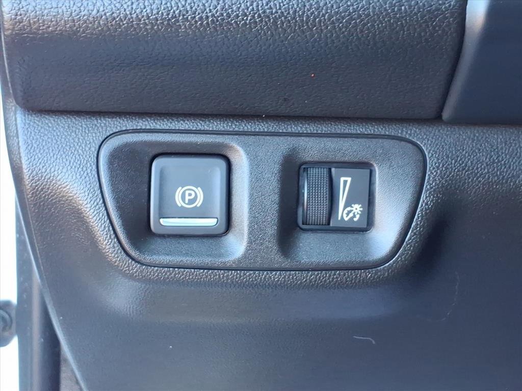 Used 2023 GMC Acadia SLT image 17