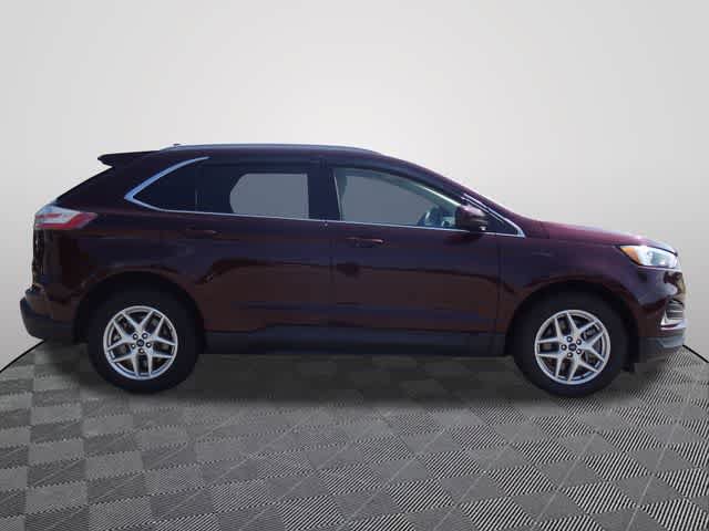 Used 2022 Ford Edge SEL w/ Convenience Package AWD/4WD image 4
