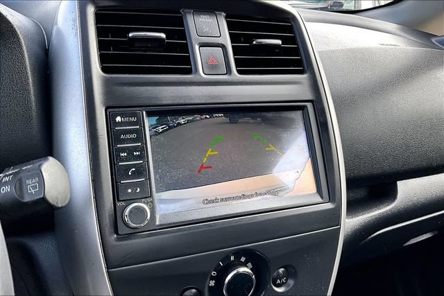 Used 2019 Nissan Versa Note SV FWD image 14