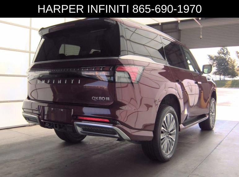 Used 2025 INFINITI QX80 Sensory AWD/4WD image 3