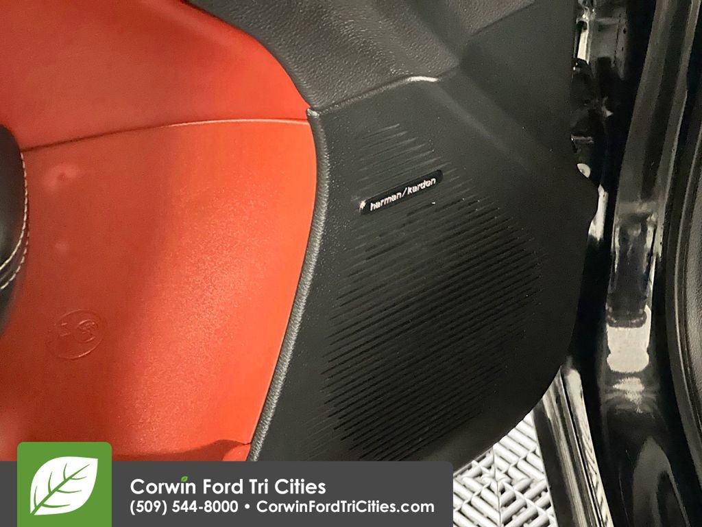 Used 2019 Dodge Challenger SRT Hellcat Redeye image 12