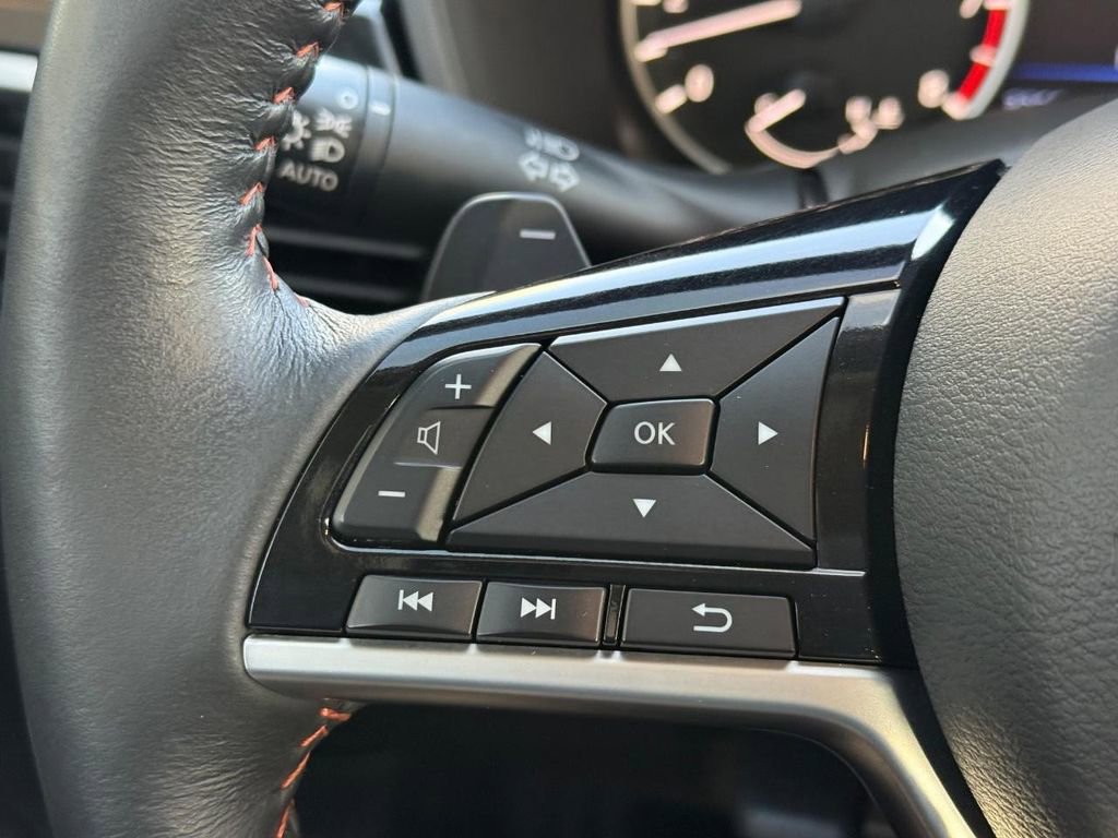 Used 2023 Nissan Altima 2.0 SR FWD image 16