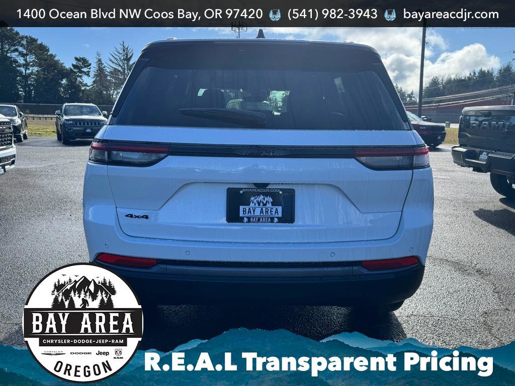 New 2026 Jeep Grand Cherokee Altitude image 6