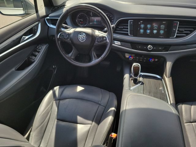 Used 2018 Buick Enclave Essence FWD image 16