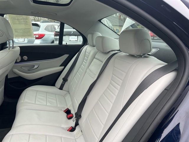 Used 2021 Mercedes-Benz E 450 4MATIC Sedan image 19