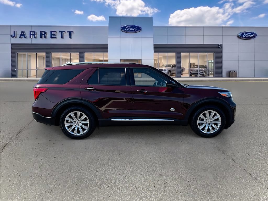 Certified 2022 Ford Explorer King Ranch w/ Class IV Trailer Tow Package RWD image 8