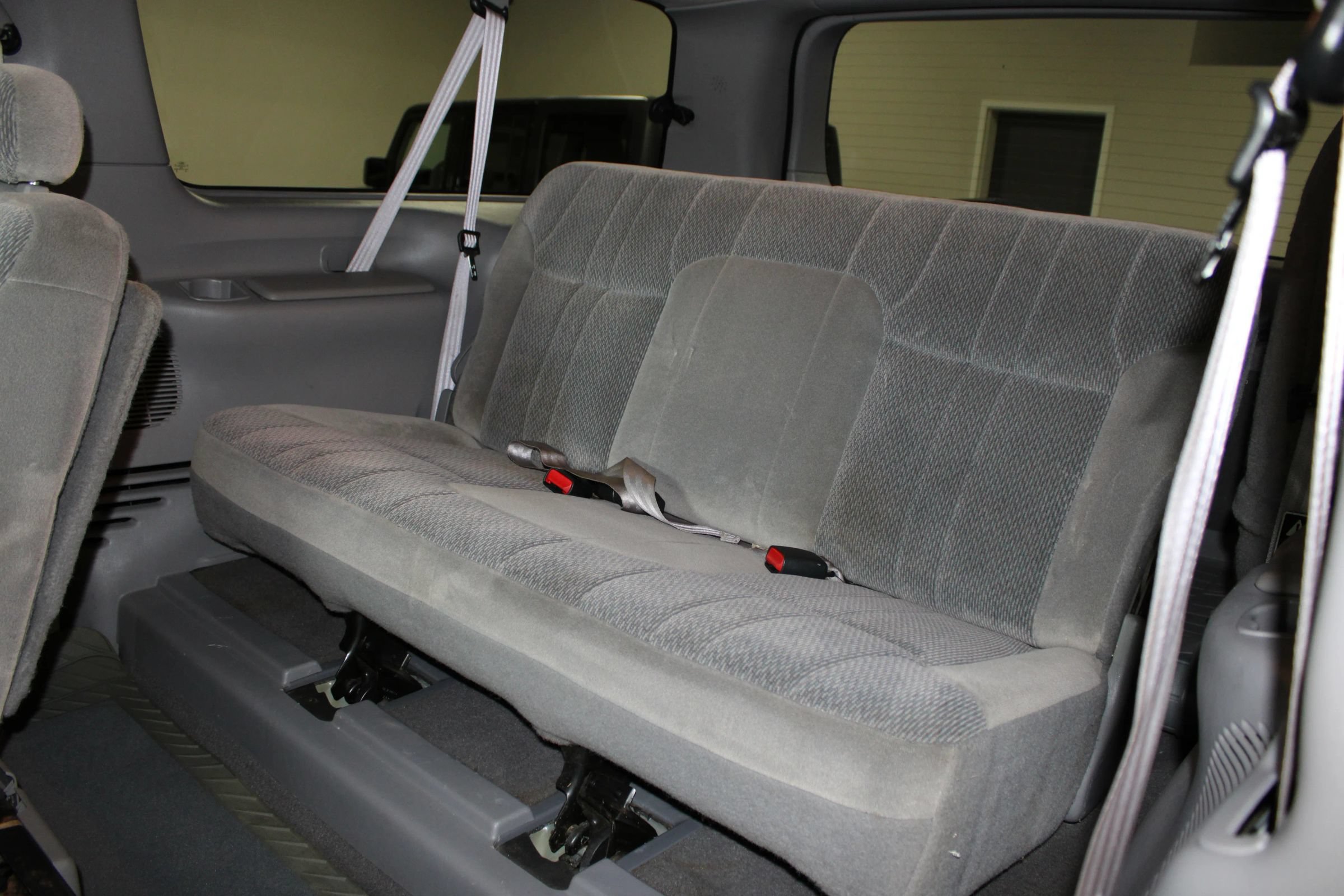 Used 2000 Ford Excursion XLT AWD/4WD image 26