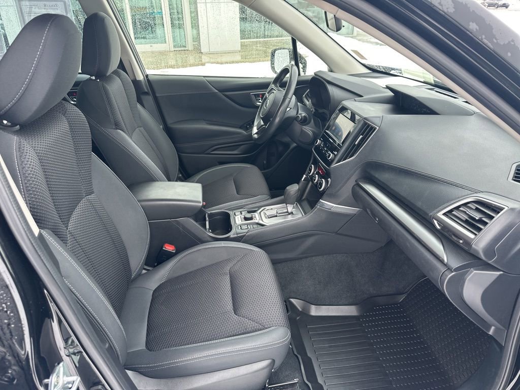 Used 2024 Subaru Forester Premium image 7