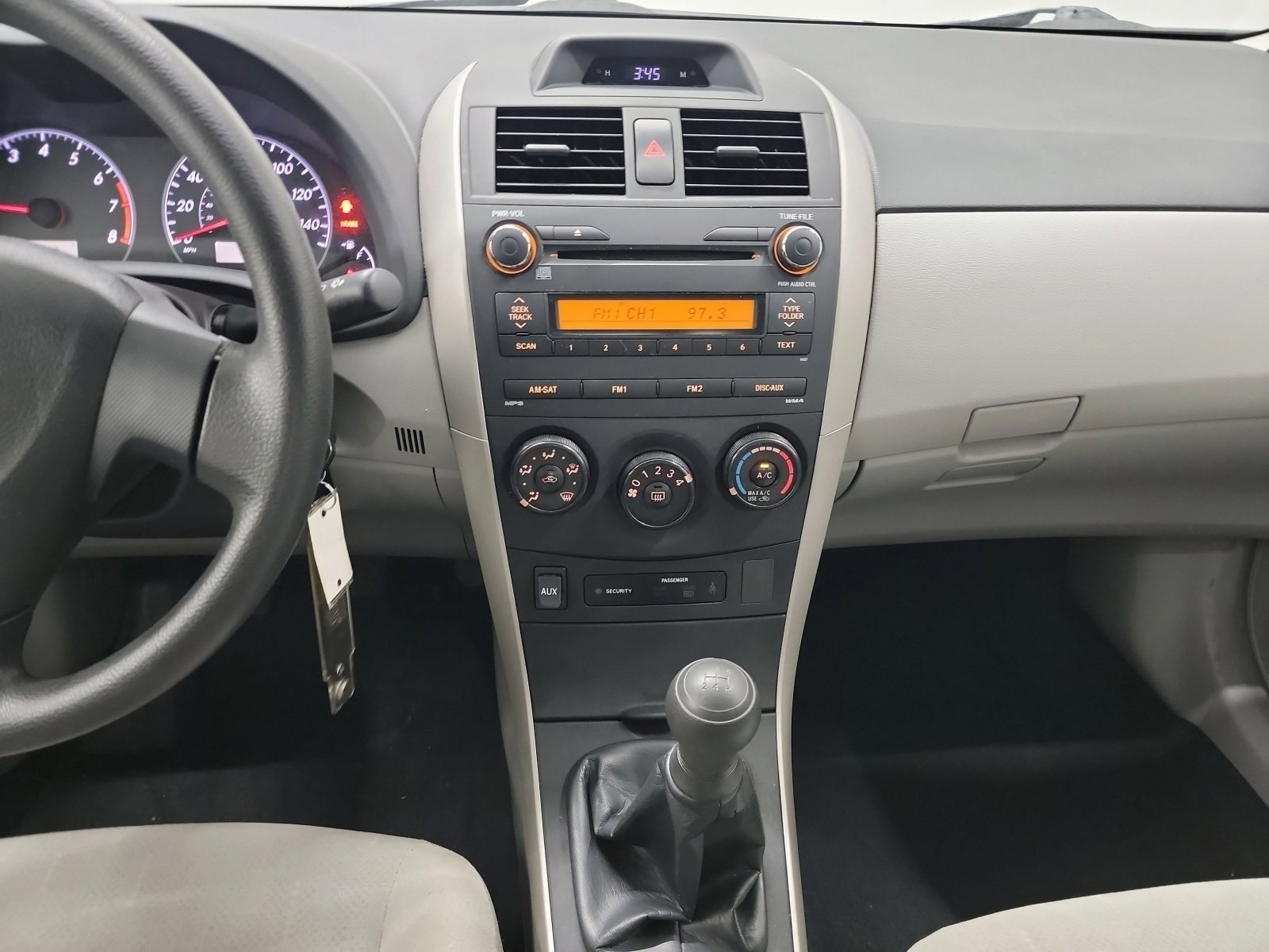 Used 2013 Toyota Corolla L FWD image 20